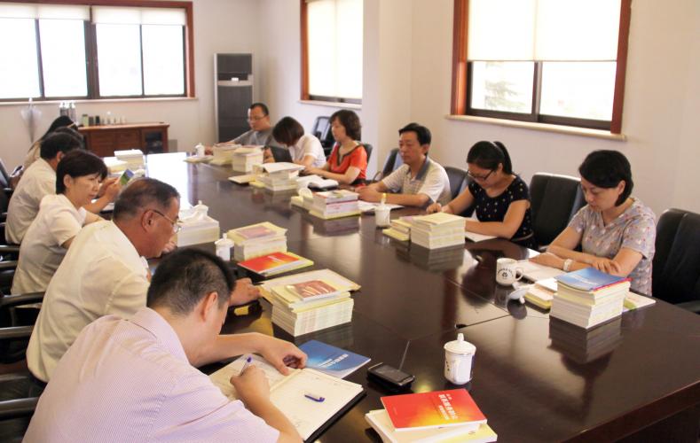 2013年8月22日集團(tuán)黨委召開(kāi)黨支部書(shū)記會(huì)